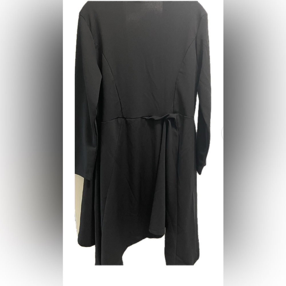 Elegant Black Women's Jacket - Picture 3 of 3